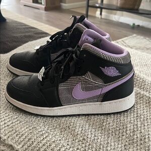 Jordan 1 Mid SE Houndstooth Kids